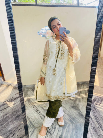 Noor | نور
