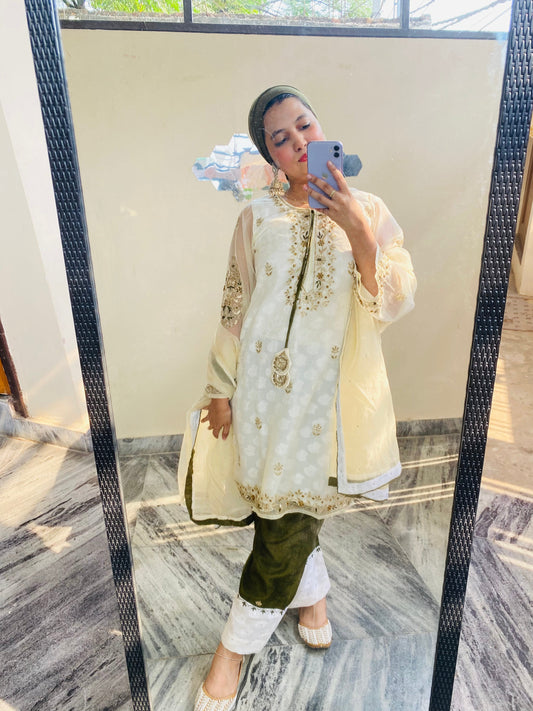 Noor | نور