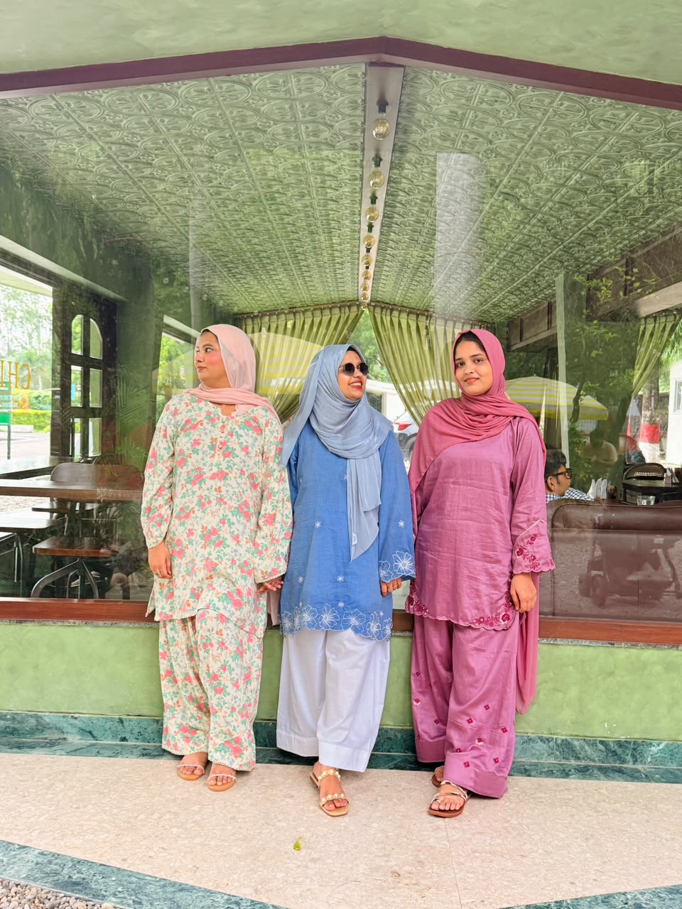Mauve Floral Farshi