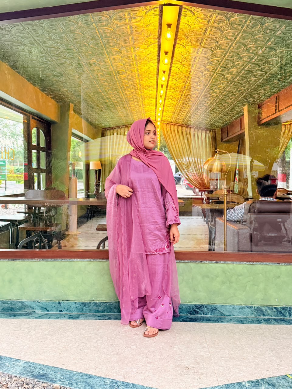 Mauve Floral Farshi